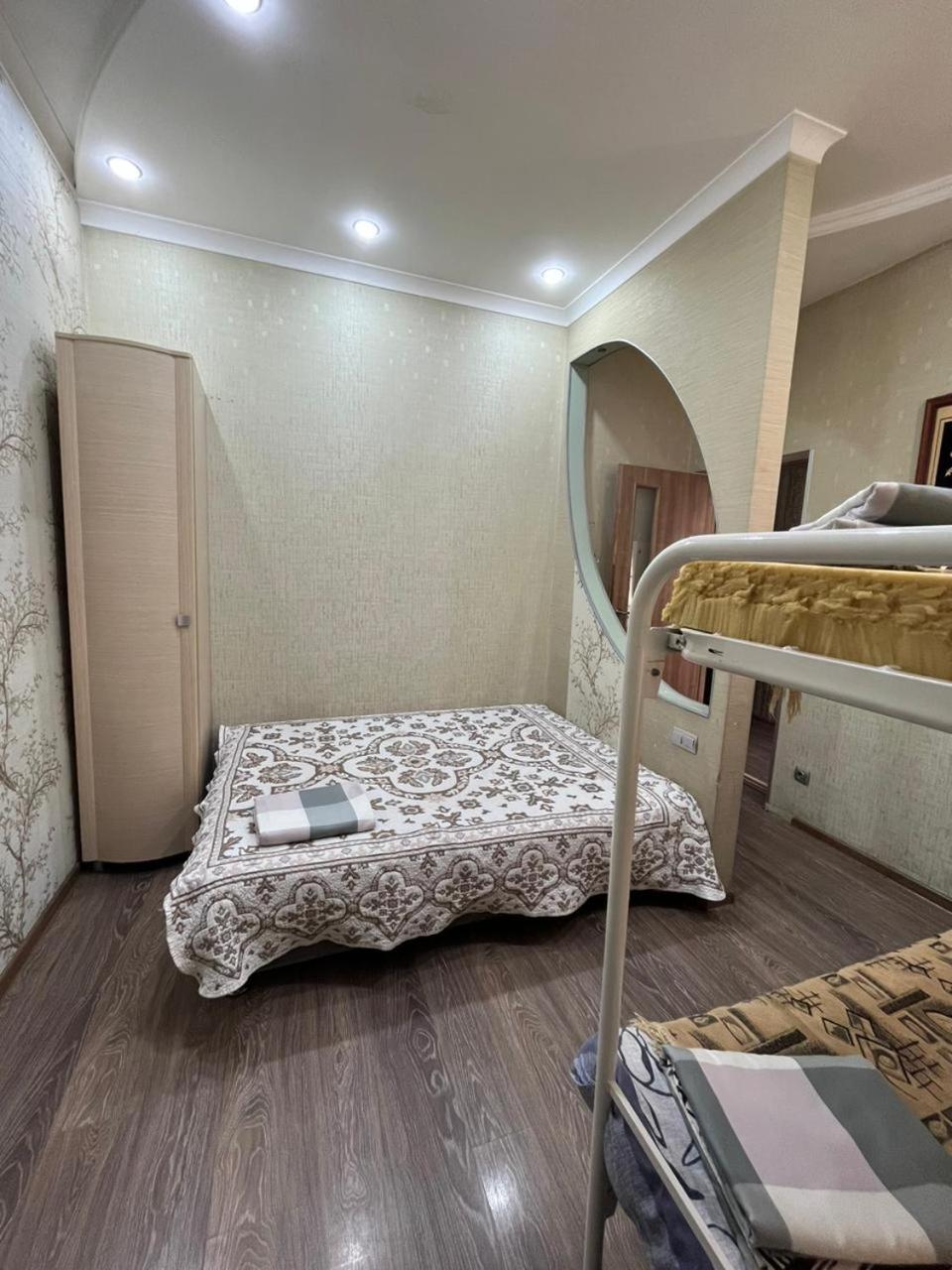 Apartments On Mustafa Ozturk อัลมาตี ห้อง รูปภาพ