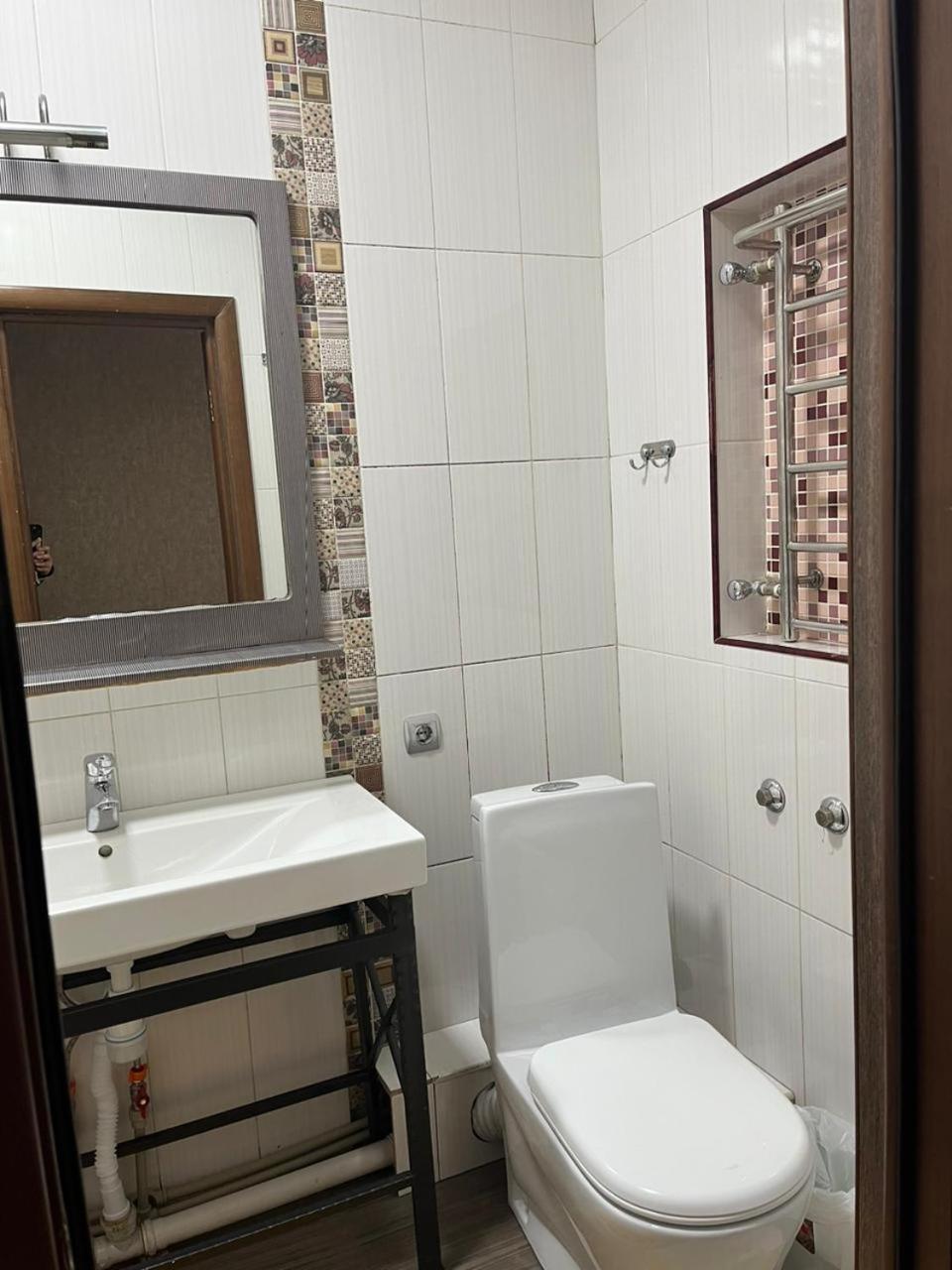 Apartments On Mustafa Ozturk อัลมาตี ห้อง รูปภาพ