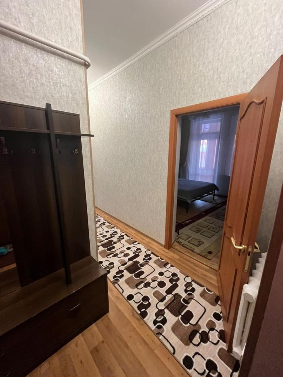 Apartments On Mustafa Ozturk อัลมาตี ห้อง รูปภาพ